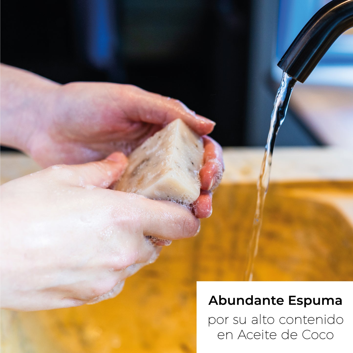 Aceite esencial de Menta y Hierbabuena · Jabones Artesanales para regalar · 6 pastillas de jabón 65 gr.